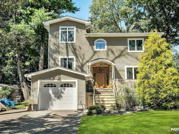 237 Cedar Lane, RIVER VALE, NJ 07675