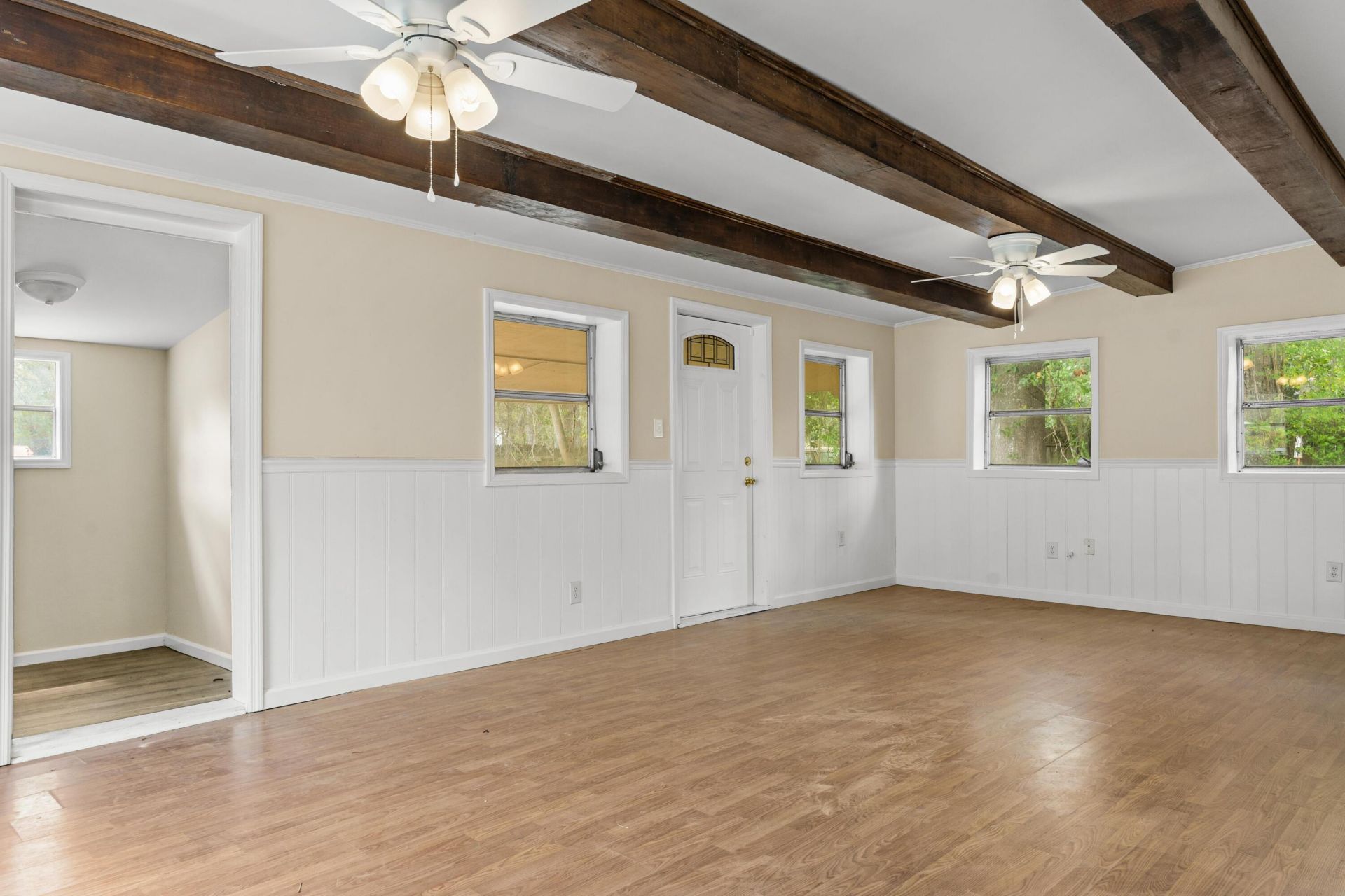 1136 Lakeshore Drive Photo 12