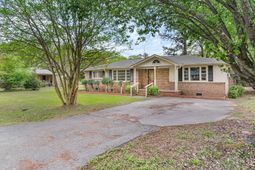 1136 Lakeshore Drive photo 4