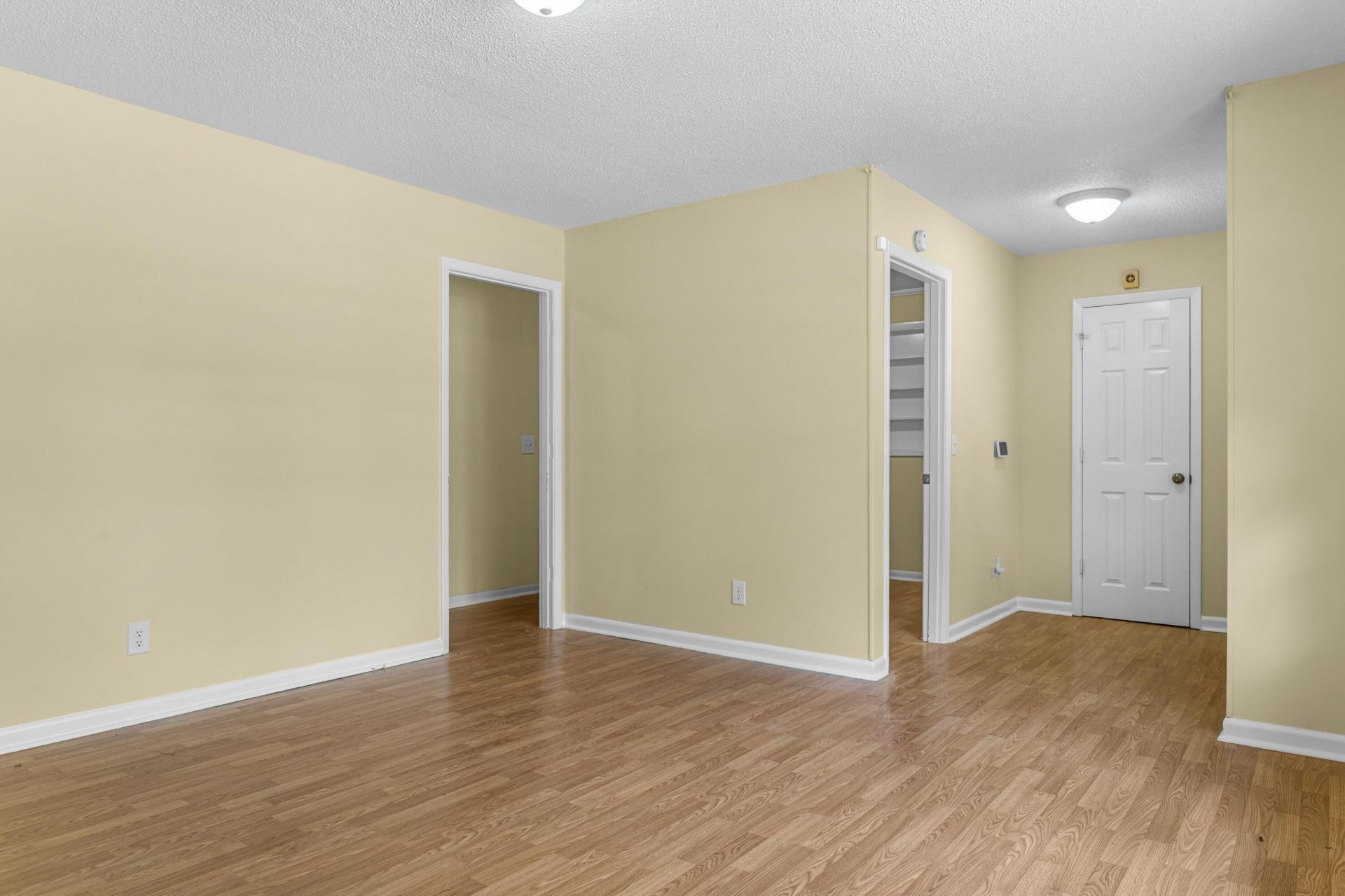 1136 Lakeshore Drive Photo 22