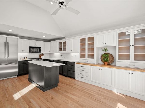 17 Highcroft Way, Unit 17, Hopkinton, MA 01748