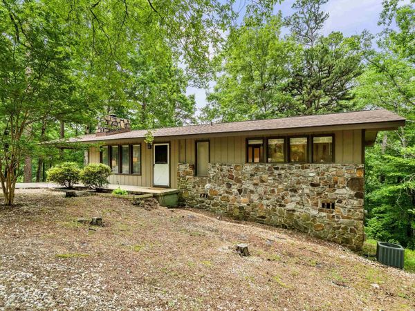 135 Arias Way, Hot Springs Village, AR 71909