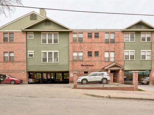 2706 Salado ST, Unit 304, Austin, TX 78705