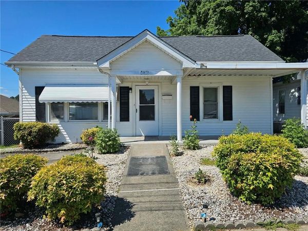 436 Granite Street , Mount Airy, NC 27030