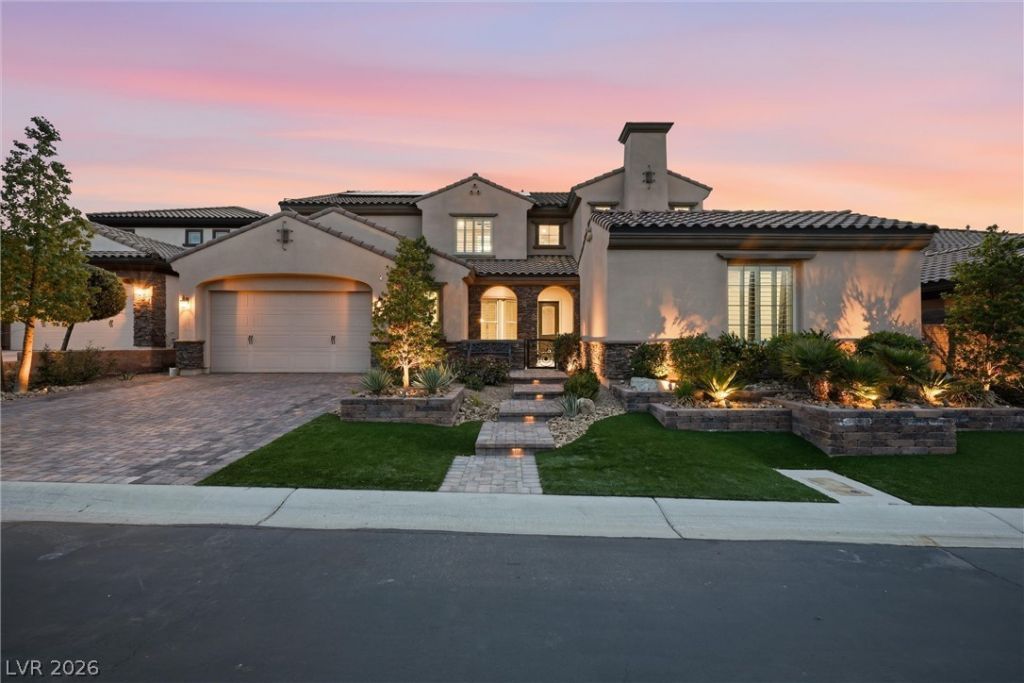 2901 Grande Arch Street , Henderson, NV 89044