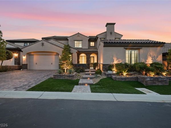 2901 Grande Arch Street , Henderson, NV 89044