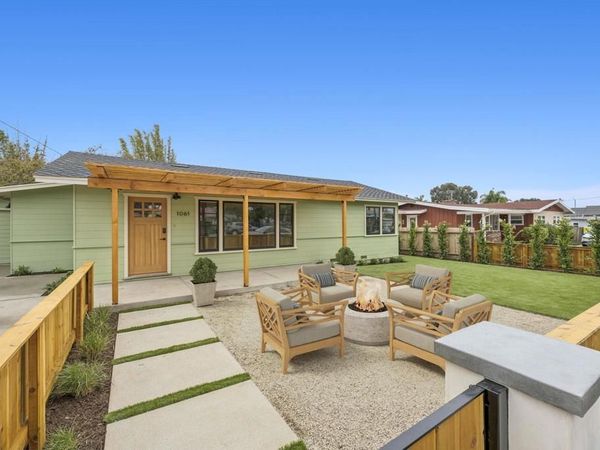 1061 Buena Vista Way, Carlsbad, CA 92008