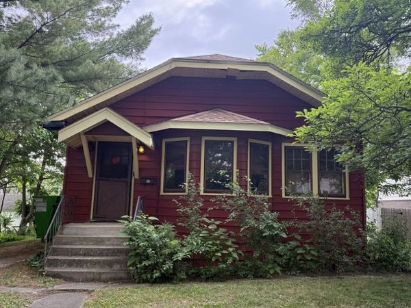 205 S Lincoln Street, Westmont, IL 60559