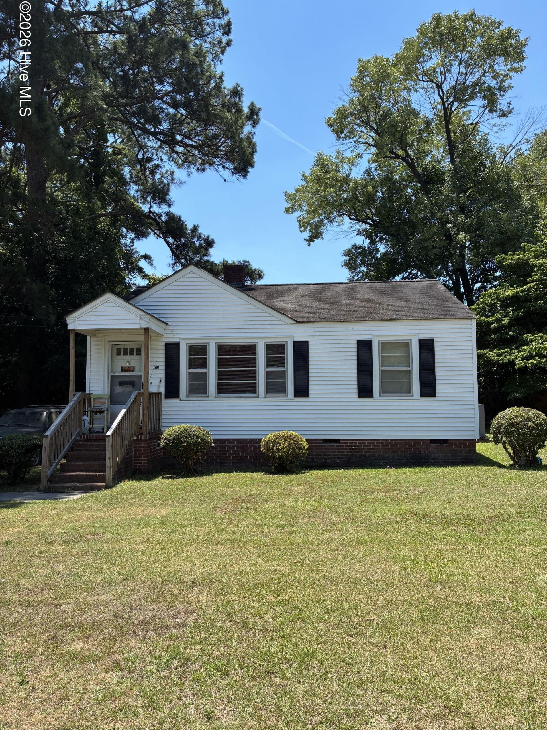 801 Libby Street W, Wilson, NC 27893 Main Photo