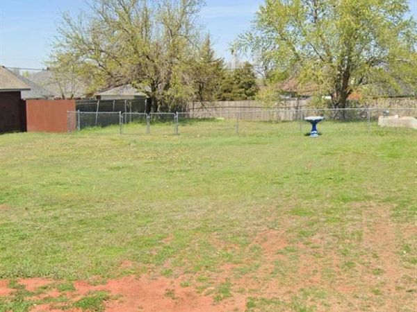 5909 SE 8th Street, Midwest City, OK 73110