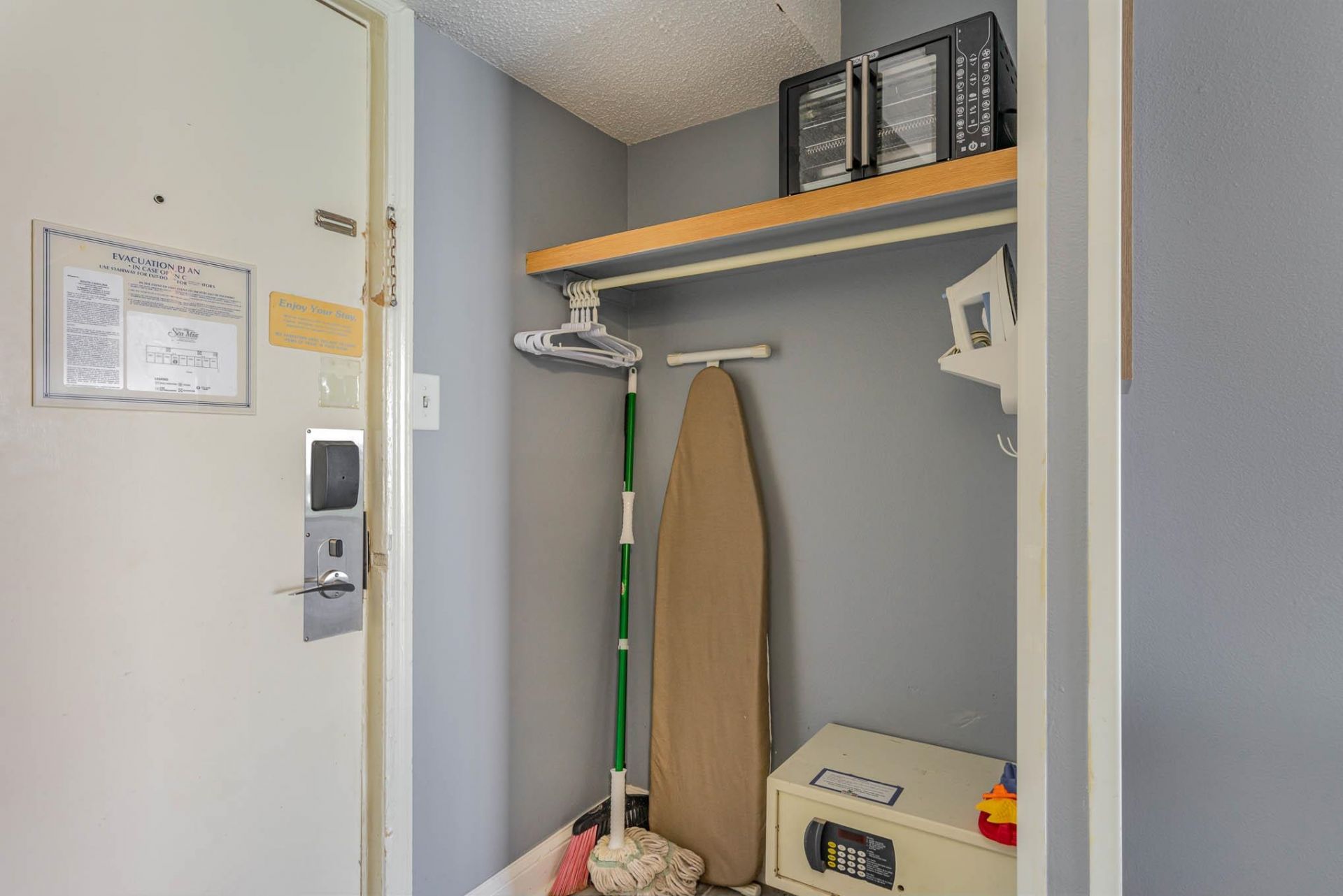 1207 S Ocean Blvd.  Photo 7