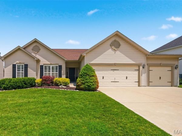 19 Milton Brennan Manor Court , Wentzville, MO 63385