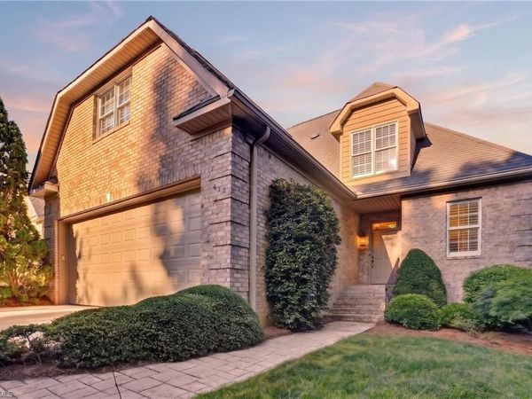4127 Flagstick Court , Jamestown, NC 27282