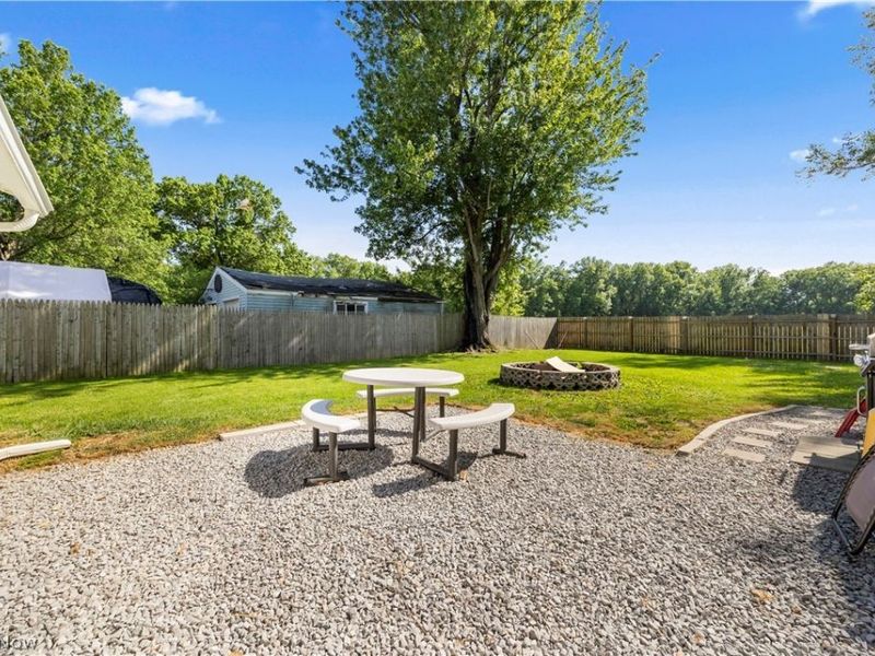 1365 East Avenue , Elyria, OH 44035 Photo 30