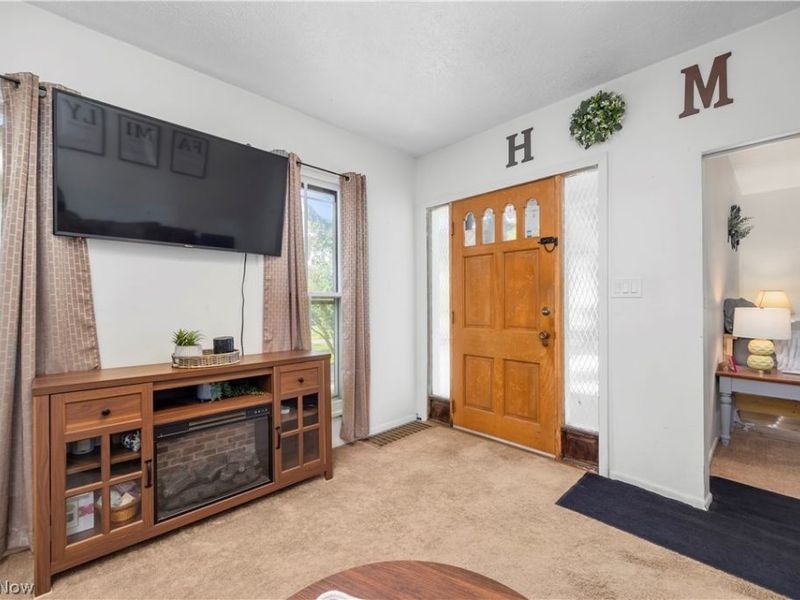 1365 East Avenue , Elyria, OH 44035 Photo 5
