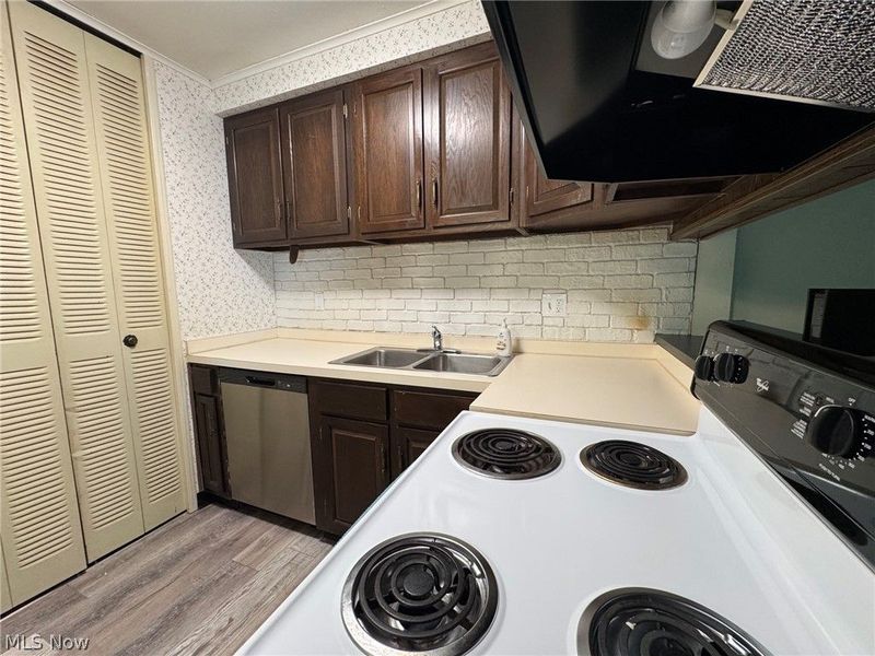 7294 Foxmill Road , Unit 19D, Mentor, OH 44060 Photo 14