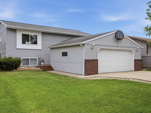 619 21st Street E, West Fargo, ND 58078