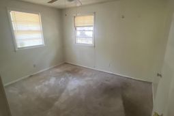 5605 Nelson Street photo 4
