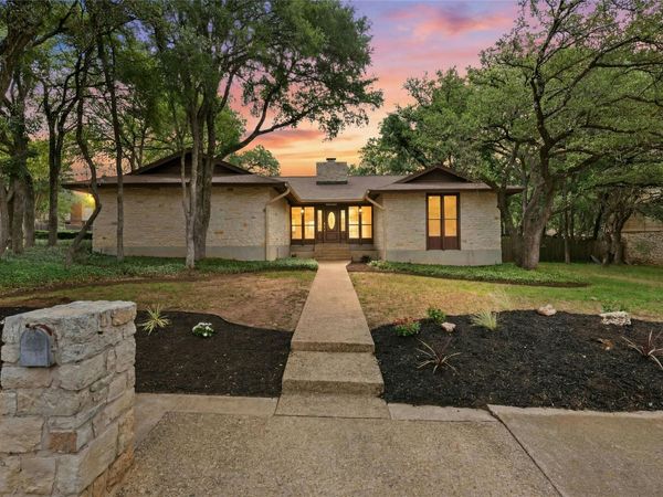 12017 Wycliff LN, Austin, TX 78727