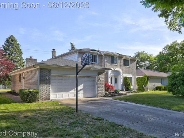 1798 Wilmet Drive, Troy, MI 48085