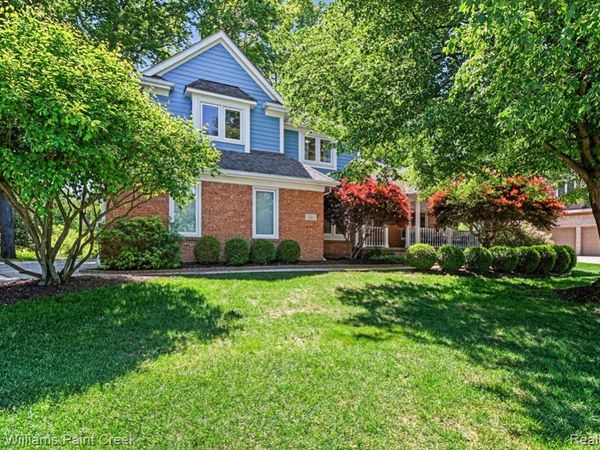 1091 American Elm Street , Orion Twp, MI 48360