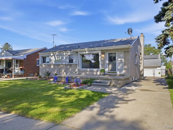 15080 Churchill Street, Southgate, MI 48195
