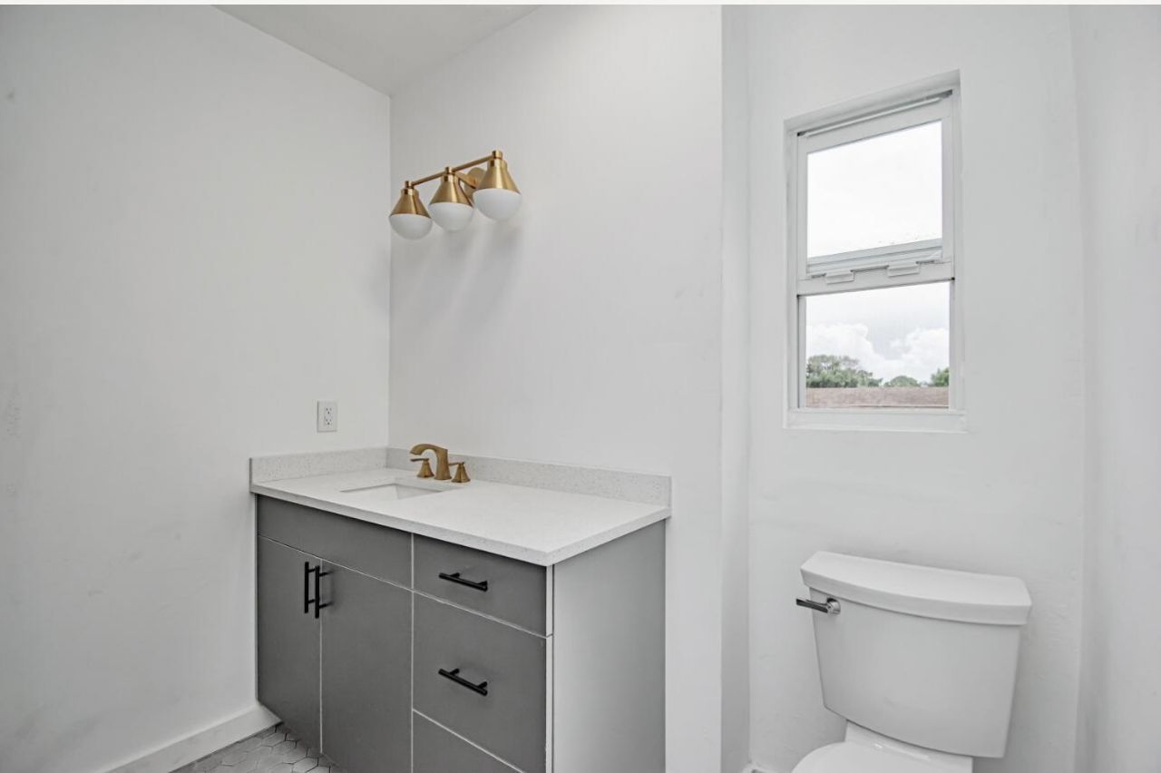 318 N E Street, Lake Worth Beach, FL 33460 Photo