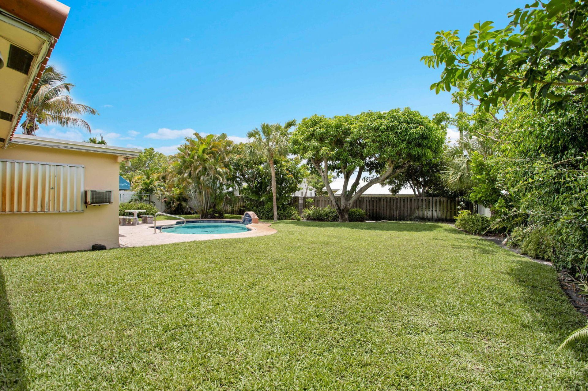 1910 NE 52nd Street Ne, Fort Lauderdale, FL 33308 Photo