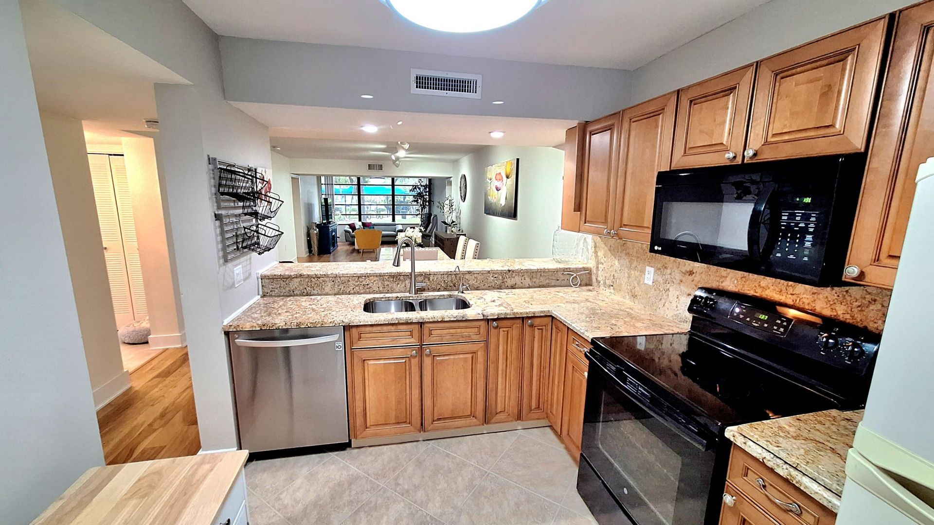 1719 Whitehall Drive, Unit 103, Davie, FL 33324 Photo