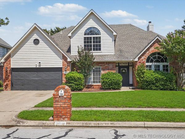 705 N Aster Avenue , Broken Arrow, OK 74012