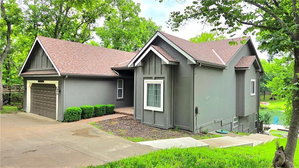 150 Rose Marie Drive, Linn Valley, KS 66040 Main Photo