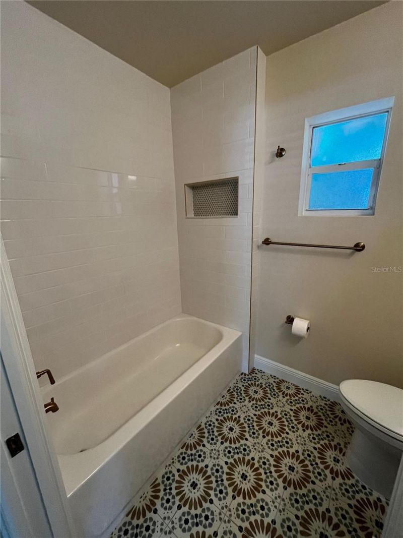 260 20th Avenue S, Saint Petersburg, FL 33705 Photo