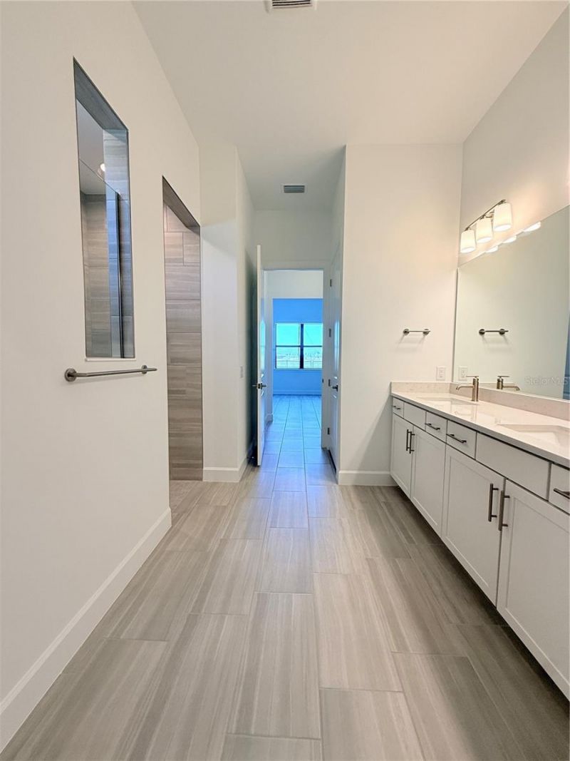 4821 Long Point Run , Lakewood Ranch, FL 34211 Photo