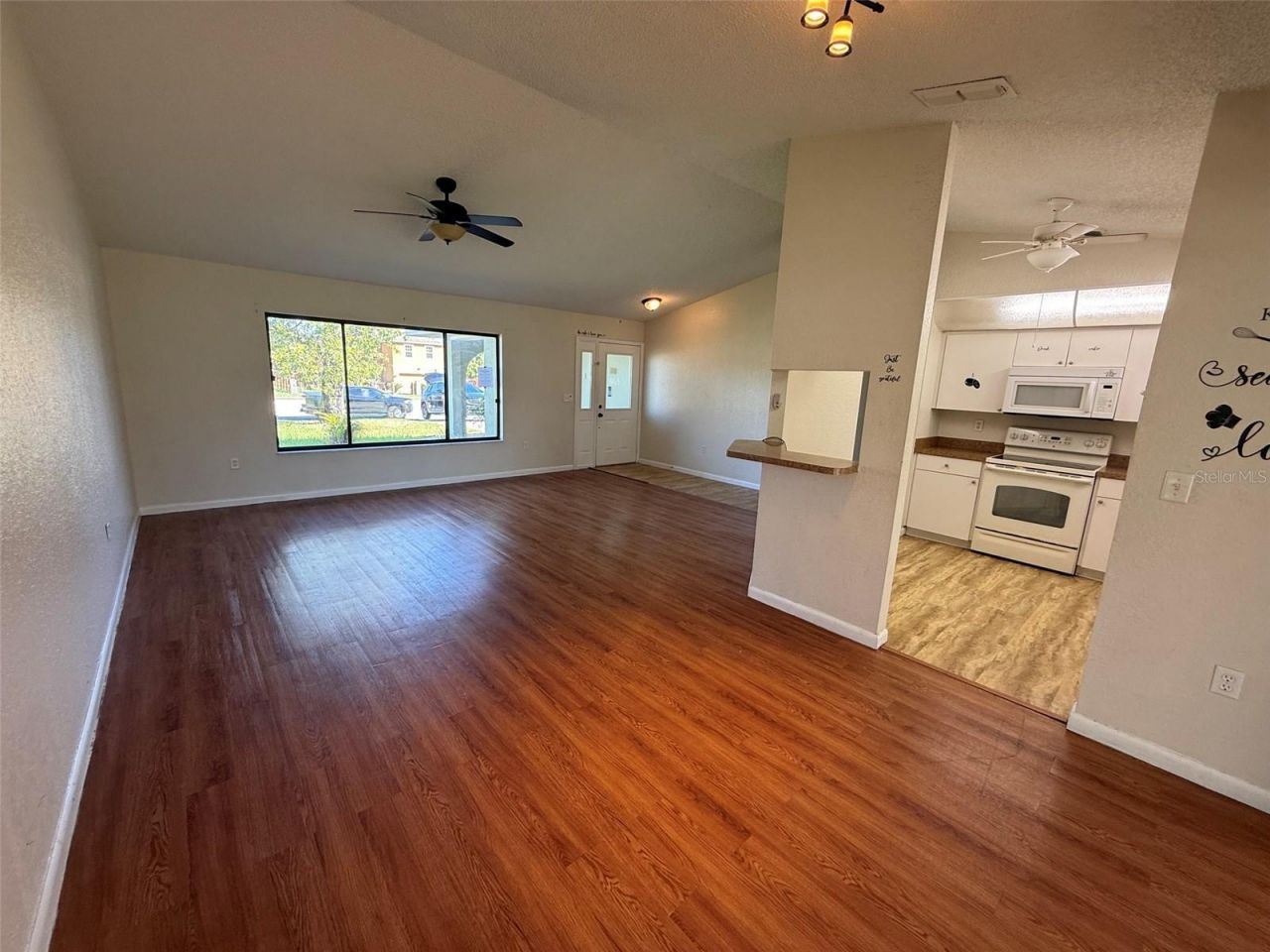 14078 Spring Hill Drive , Spring Hill, FL 34609 Photo