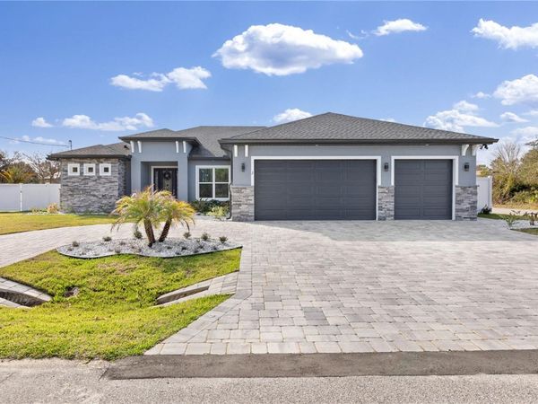 2 FARSON PLACE , PALM COAST, FL 32137