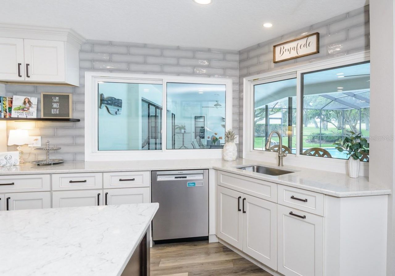 3230 Sandy Ridge Drive, Clearwater, FL 33761 Photo
