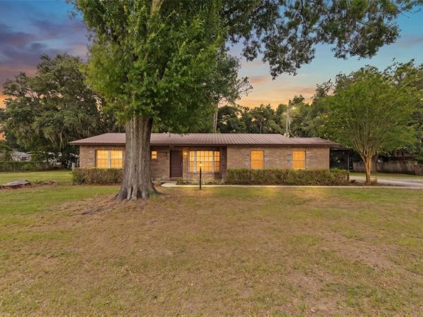 2803 E TRAPNELL ROAD , PLANT CITY, FL 33566