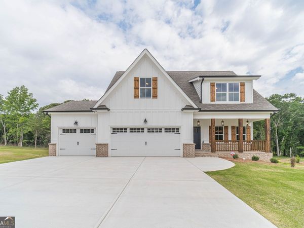 348 Pinewood Drive, Covington, GA 30014