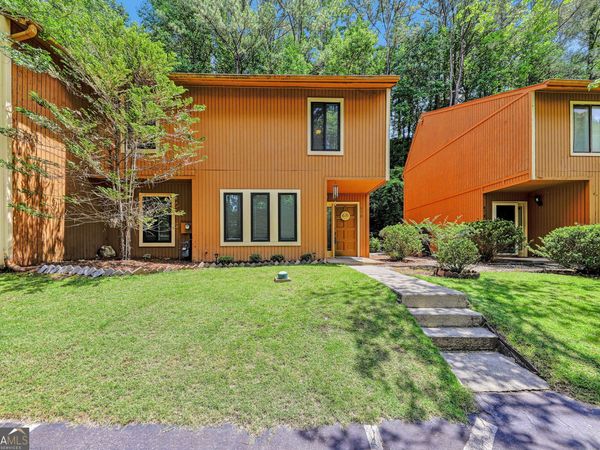 878 Lake Hollow Boulevard SW, Marietta, GA 30064