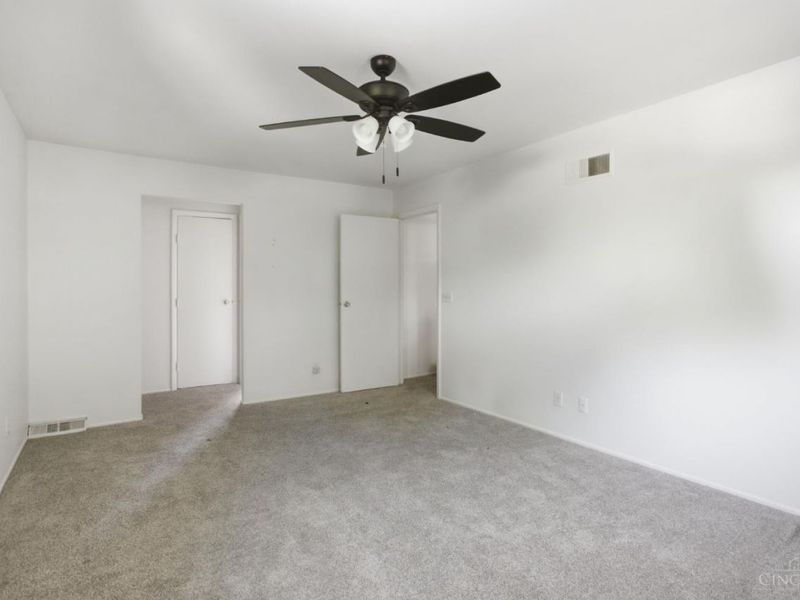 2457 Owlcrest Drive, Colerain Township, OH 45231 Photo 22