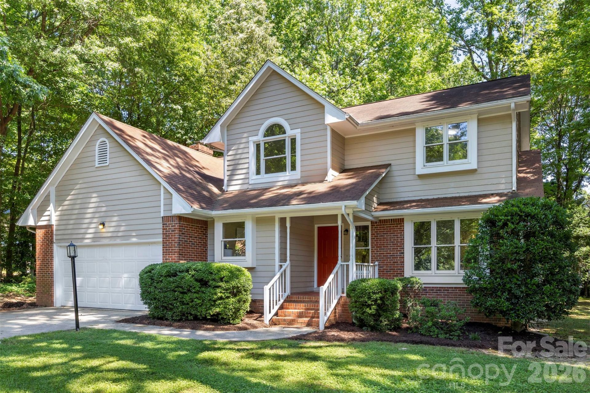 932 Alexandria Court, Gastonia, NC 28056 Main Photo