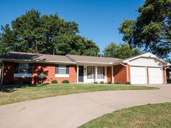 1608 S Berry Road, Norman, OK 73072
