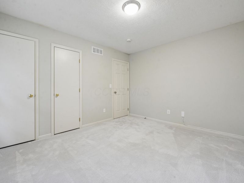 8175 Markhaven Drive, Columbus, OH 43235 Photo 24