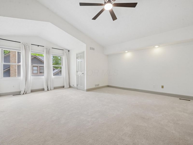 8175 Markhaven Drive, Columbus, OH 43235 Photo 31