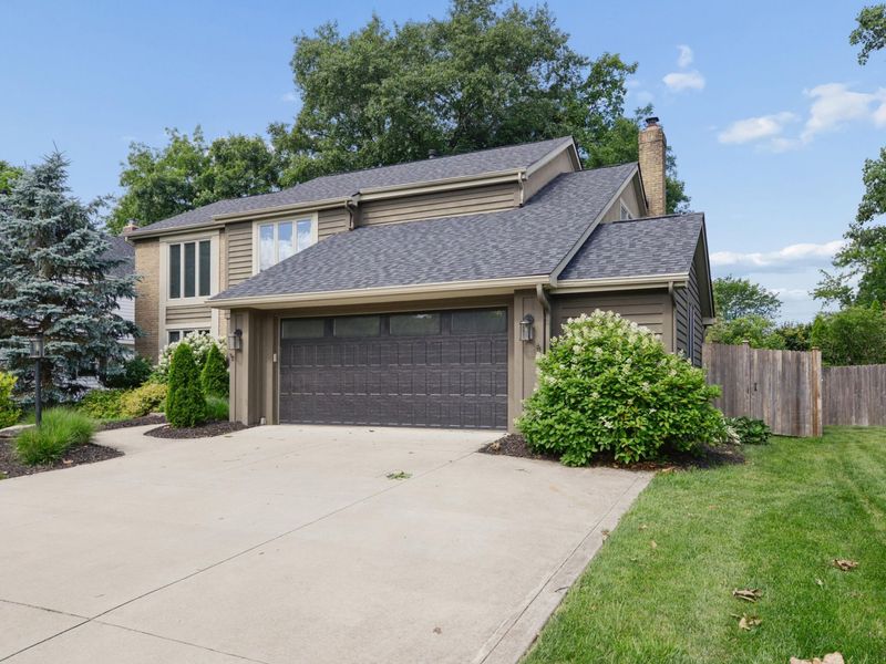 8175 Markhaven Drive, Columbus, OH 43235 Photo 4