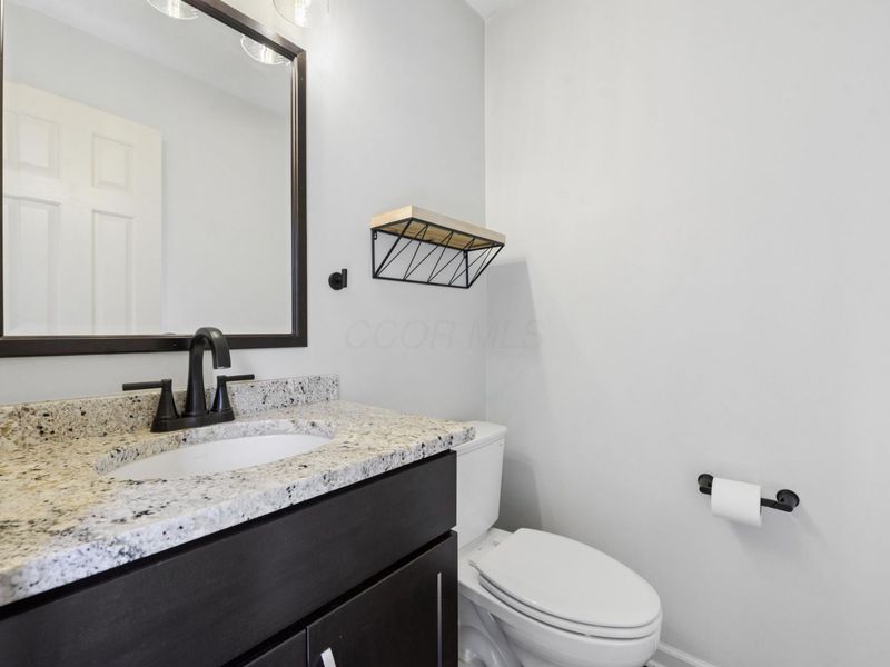 8175 Markhaven Drive, Columbus, OH 43235 Photo 5