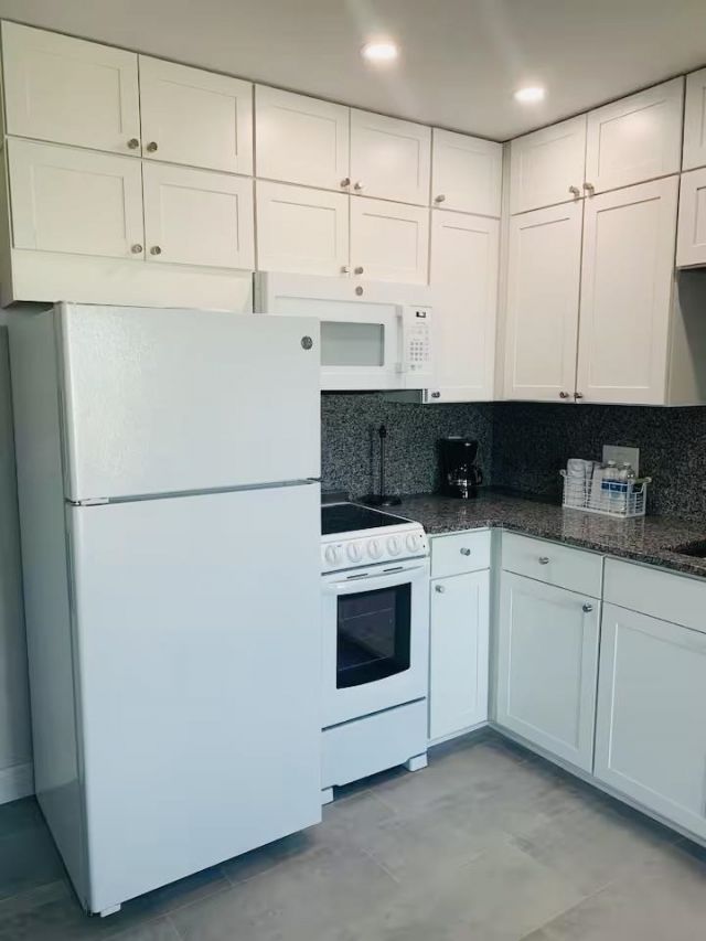 5905 S Kings Hwy. Photo 8