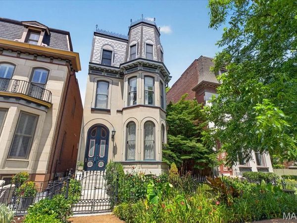 2011 Park Avenue, St Louis, MO 63104
