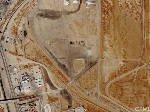 16800 Sierra Highway , Mojave, CA 93501