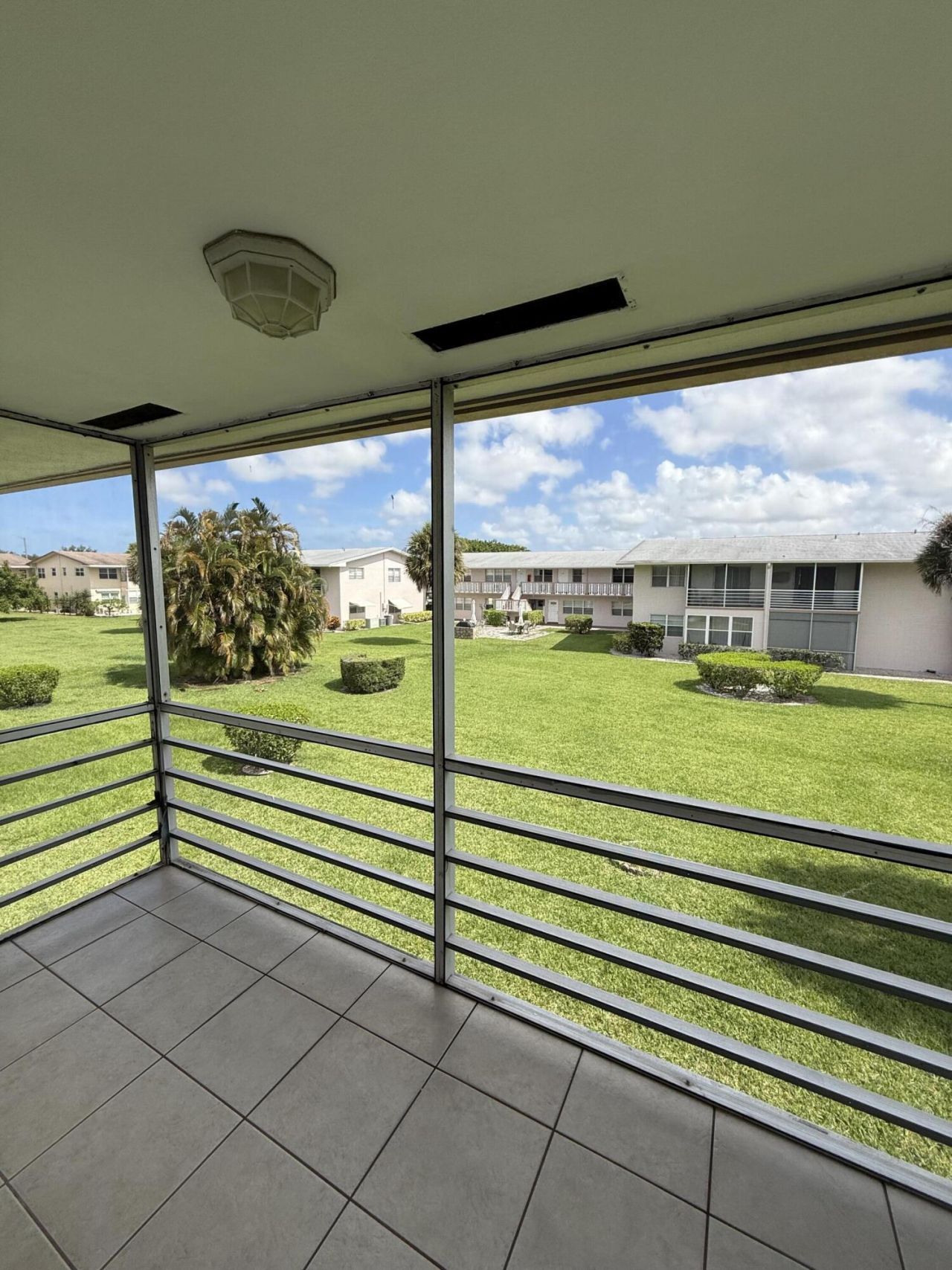 184 Easthampton H, West Palm Beach, FL 33417 Photo
